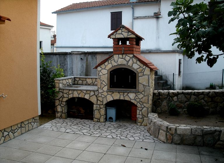 kameni-rostilj